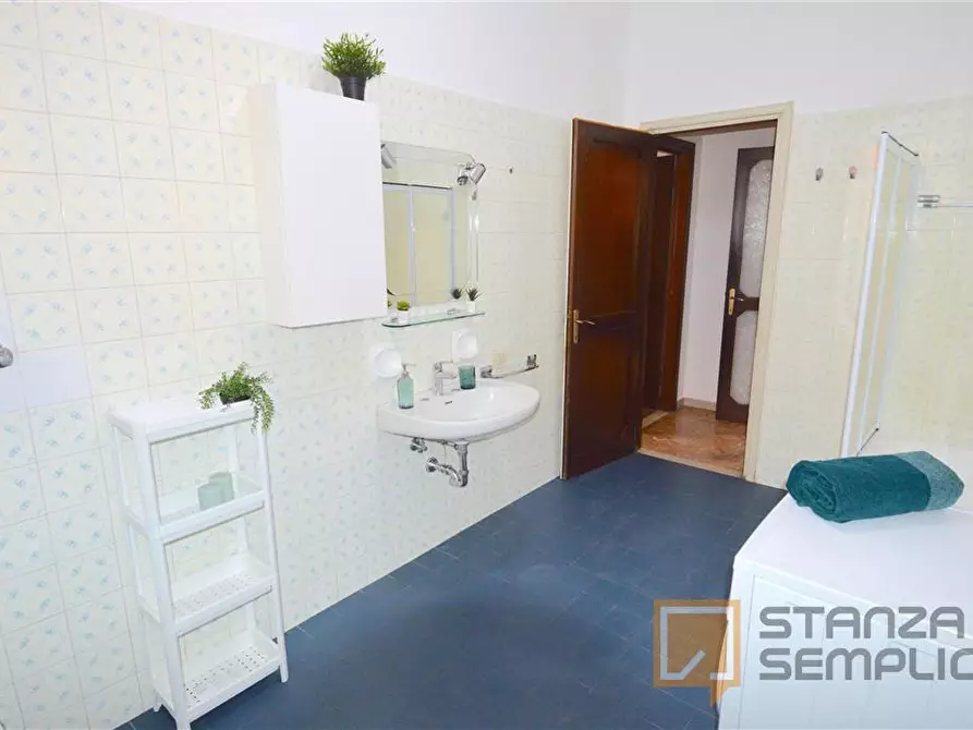 Immagine 13 di Stanza singola in affitto  in Via Giardini 20/2 a Modena