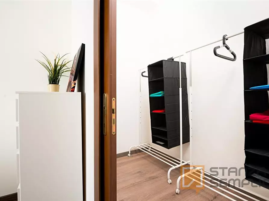 Immagine 4 di Stanza singola in affitto  in Piazza Galimberti 25 a Torino
