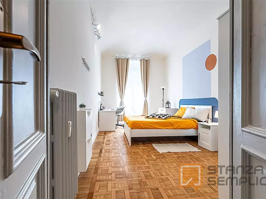 Immagine 1 di Stanza singola in affitto  in Corso Corso Re Umberto n.74 a Torino