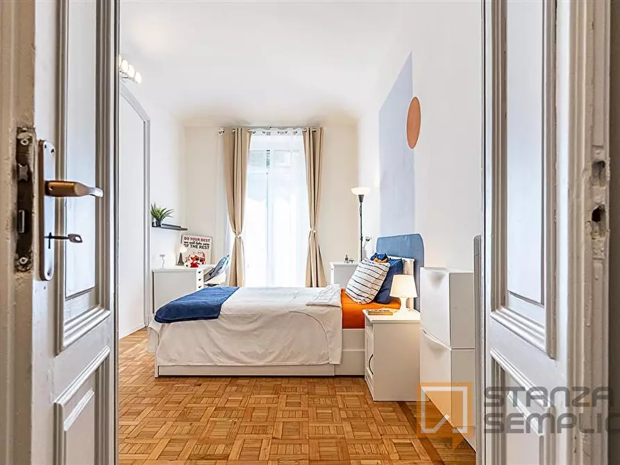 Immagine 1 di Stanza singola in affitto  in Corso Corso Re Umberto n.74 a Torino