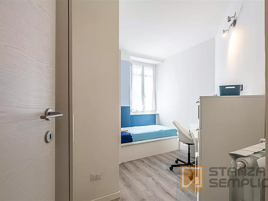 Immagine 1 di Stanza singola in affitto  in Corso Corso Re Umberto n.74 a Torino