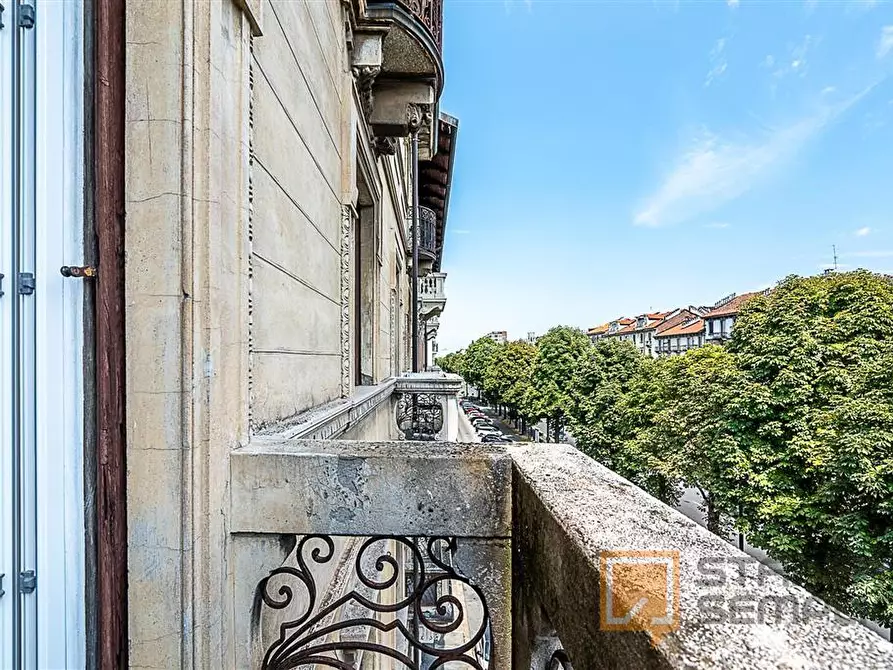 Immagine 10 di Stanza singola in affitto  in Corso Corso Re Umberto n.74 a Torino