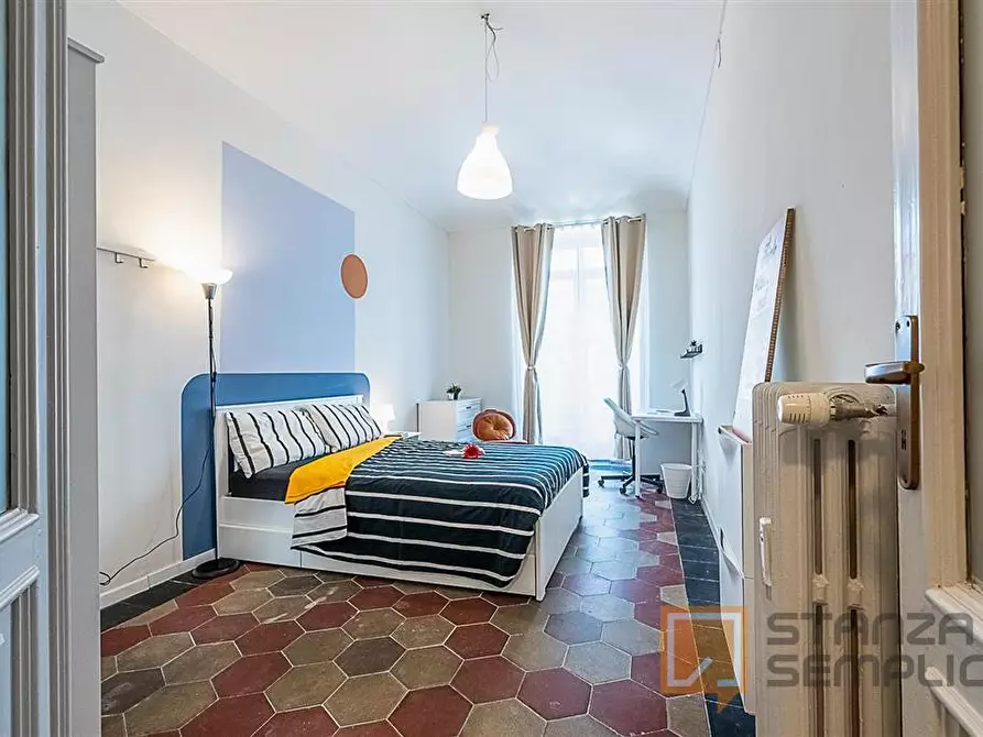 Immagine 1 di Stanza singola in affitto  in Corso Corso Re Umberto n.74 a Torino