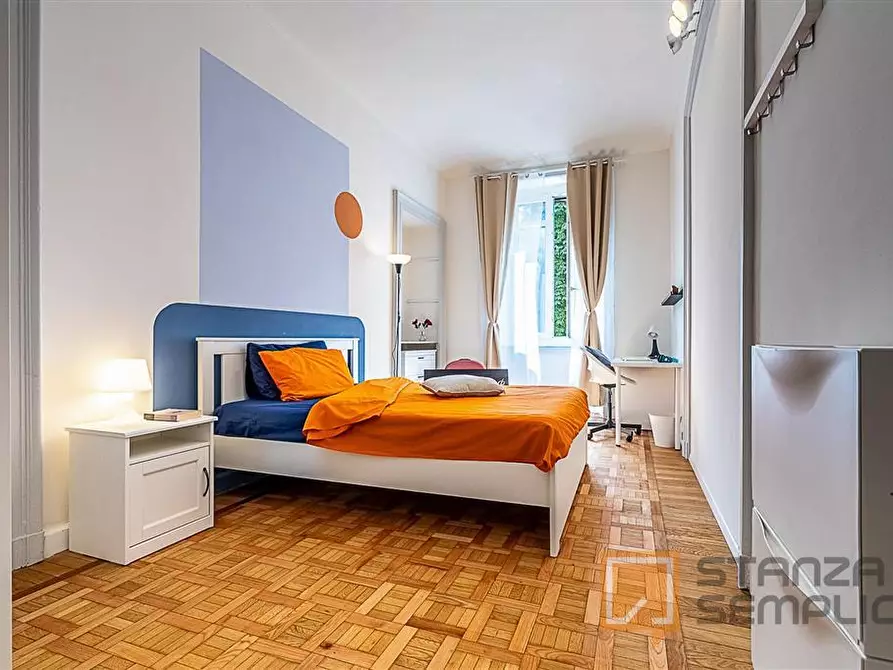 Immagine 1 di Stanza singola in affitto  in Corso Corso Re Umberto n.74 a Torino