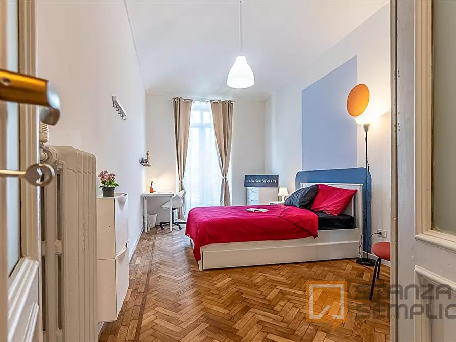Immagine 1 di Stanza singola in affitto  in Corso Corso Re Umberto n.74 a Torino