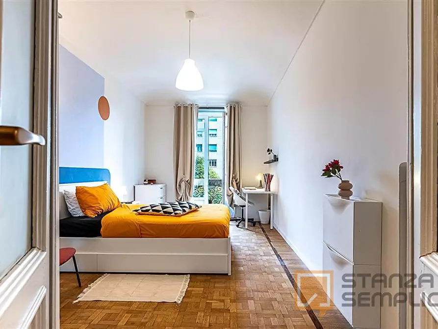 Immagine 1 di Stanza singola in affitto  in Corso Corso Re Umberto n.74 a Torino