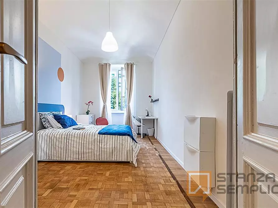 Immagine 1 di Stanza singola in affitto  in Corso Corso Re Umberto n.74 a Torino