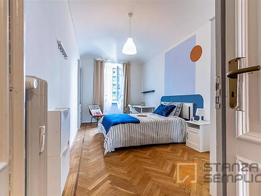 Immagine 1 di Stanza singola in affitto  in Corso Corso Re Umberto n.74 a Torino