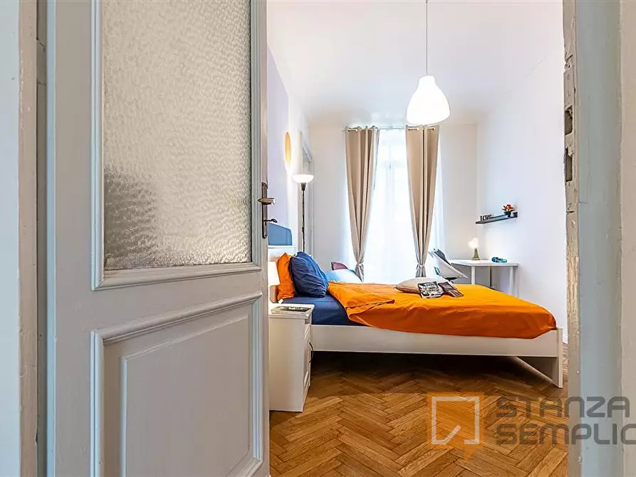 Immagine 1 di Stanza singola in affitto  in Corso Corso Re Umberto n.74 a Torino