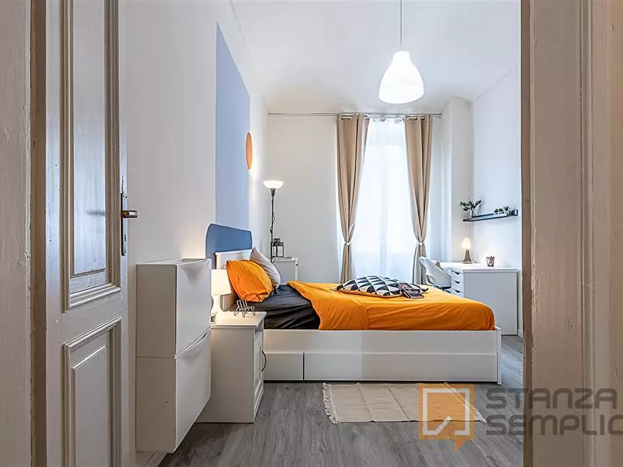 Immagine 1 di Stanza singola in affitto  in Corso Corso Re Umberto n.74 a Torino