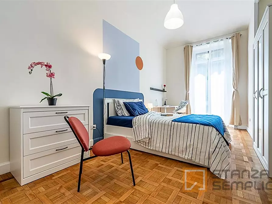 Immagine 2 di Stanza singola in affitto  in Corso Corso Re Umberto n.74 a Torino