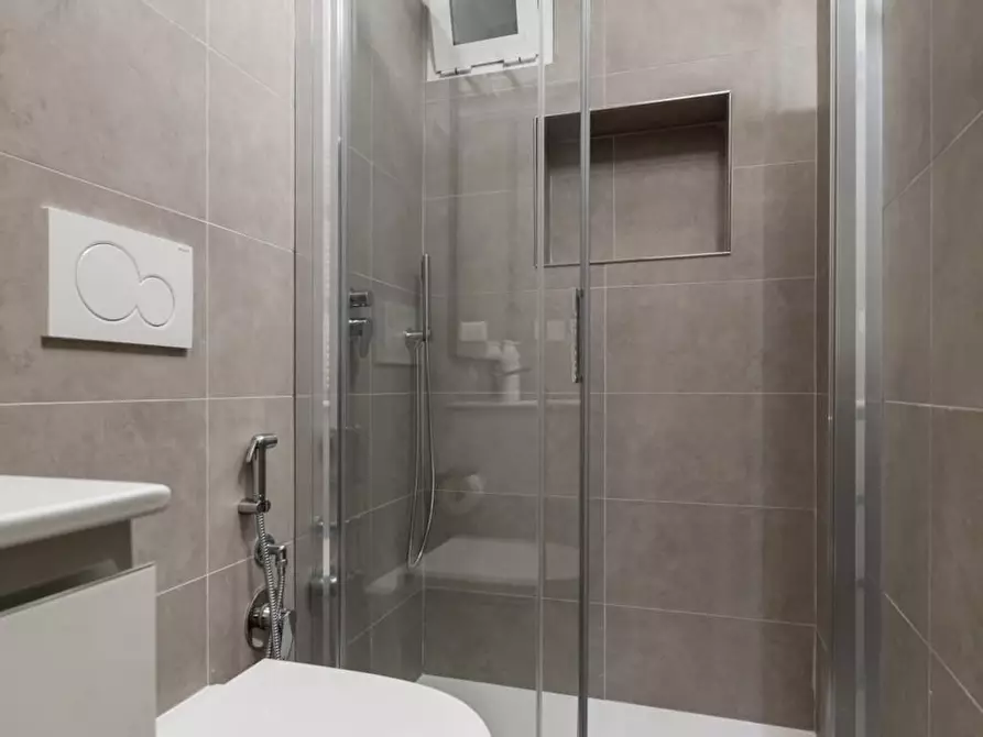 Immagine 10 di Appartamento in affitto  a Bologna