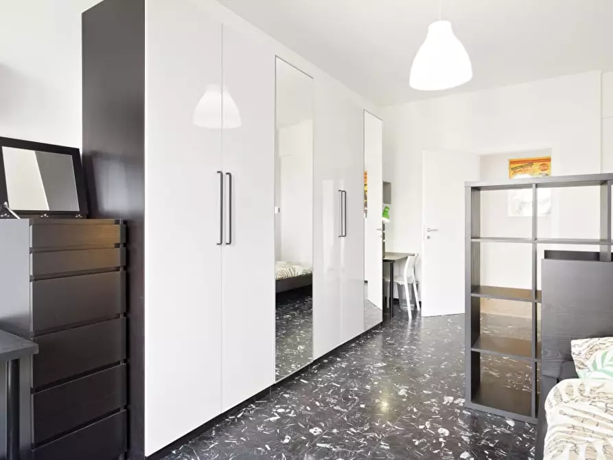 Immagine 3 di Stanza singola in affitto  a Milano