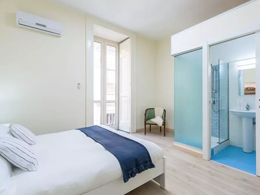 Immagine 10 di Appartamento in affitto  a Napoli