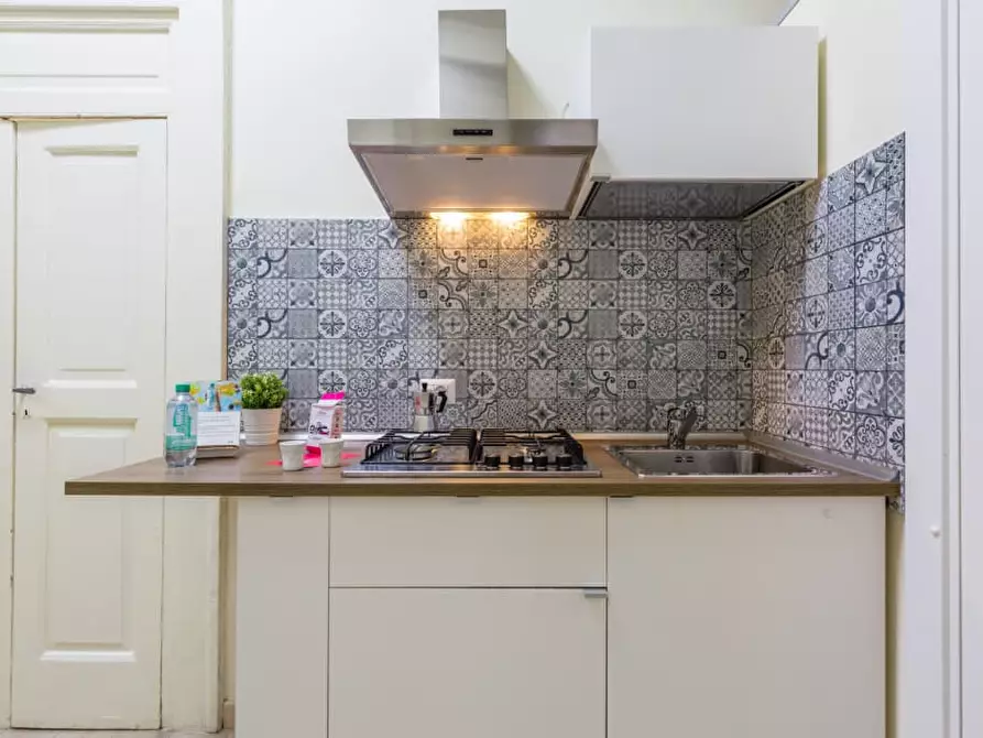 Immagine 15 di Appartamento in affitto  a Napoli