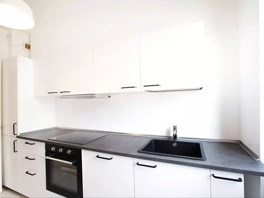 Immagine 13 di Stanza singola in affitto  a Milano