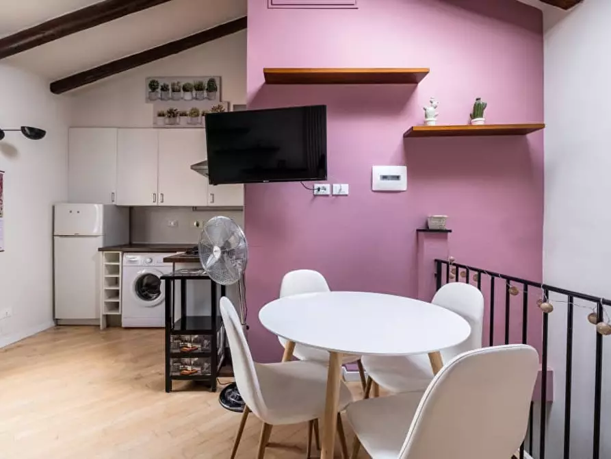 Immagine 2 di Appartamento in affitto  a Bologna