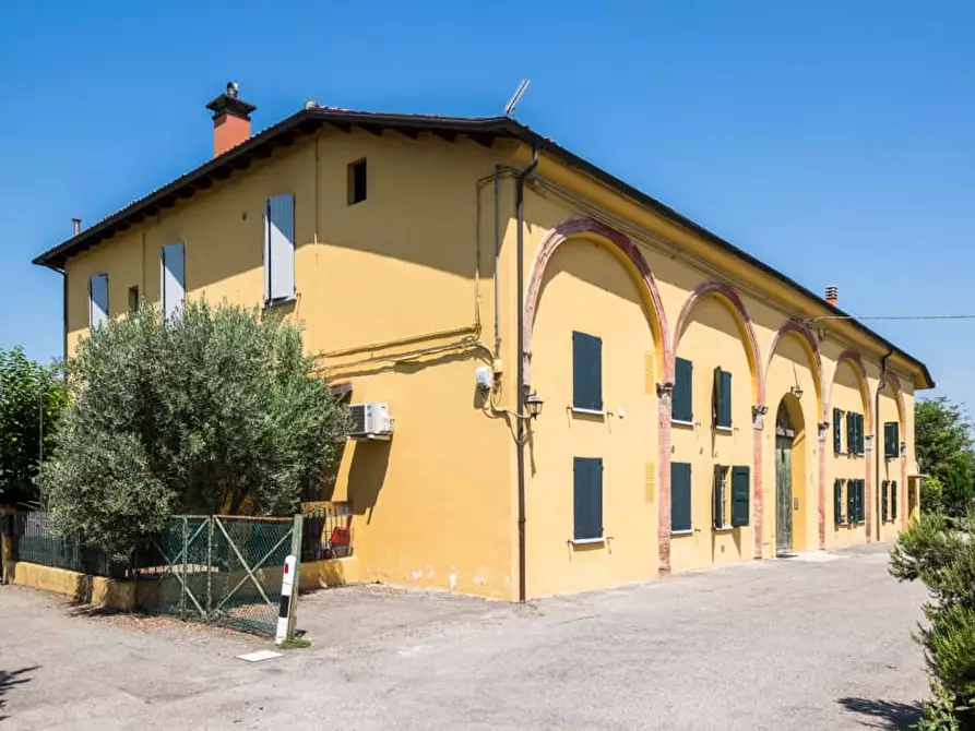 Immagine 15 di Appartamento in affitto  a Bologna