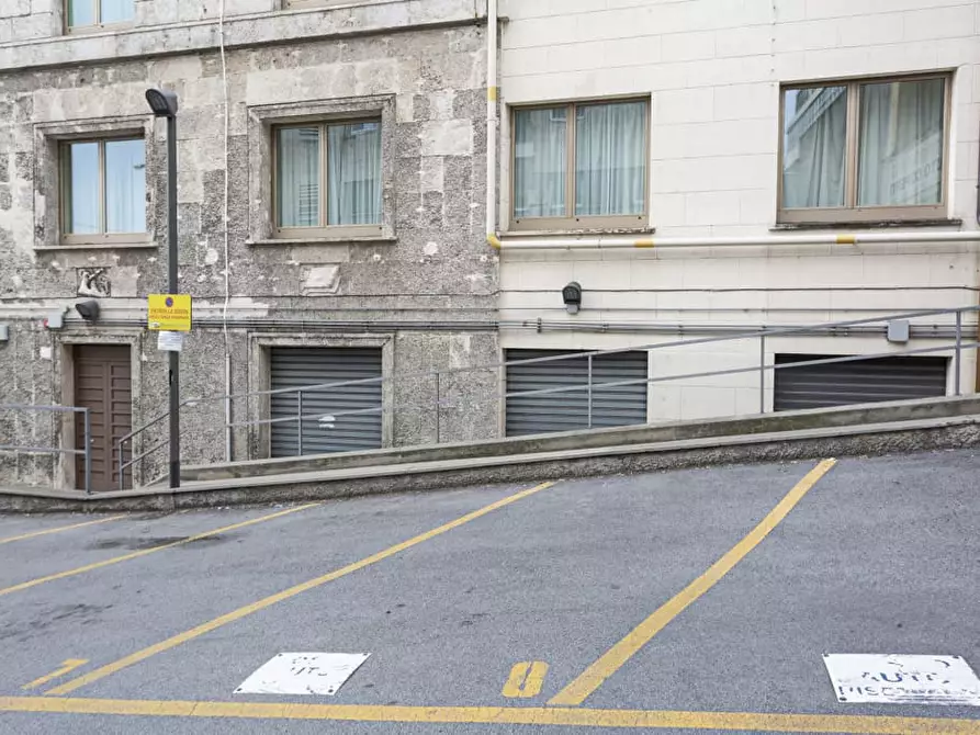 Immagine 21 di Appartamento in affitto  a Genova