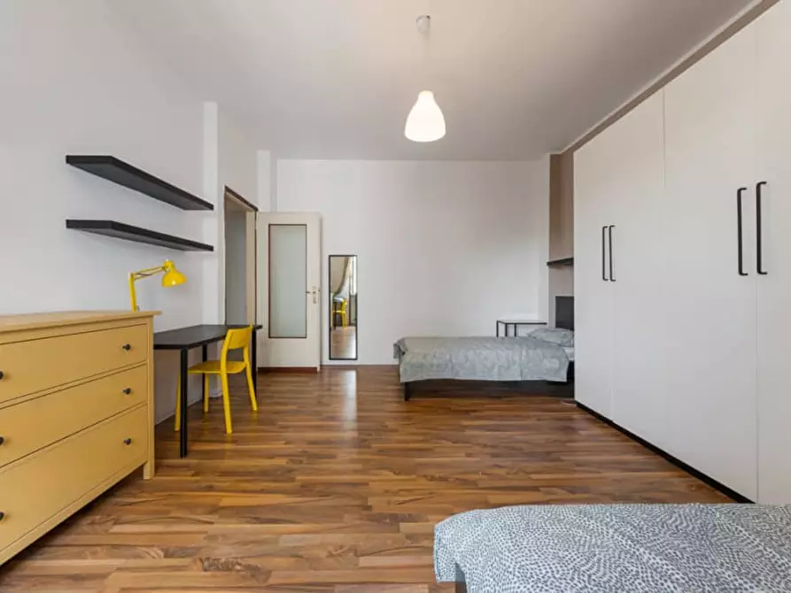 Immagine 2 di Stanza singola in affitto  a Milano