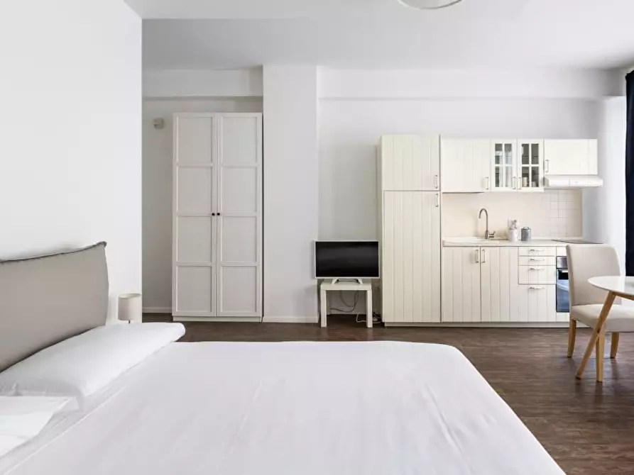 Immagine 10 di Appartamento in affitto  a Bologna