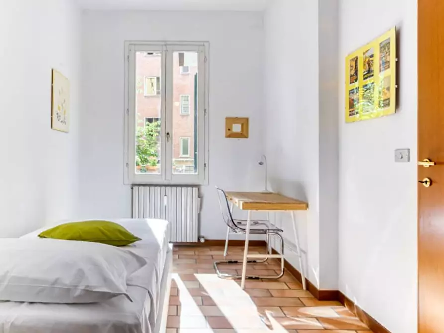 Immagine 12 di Appartamento in affitto  a Bologna