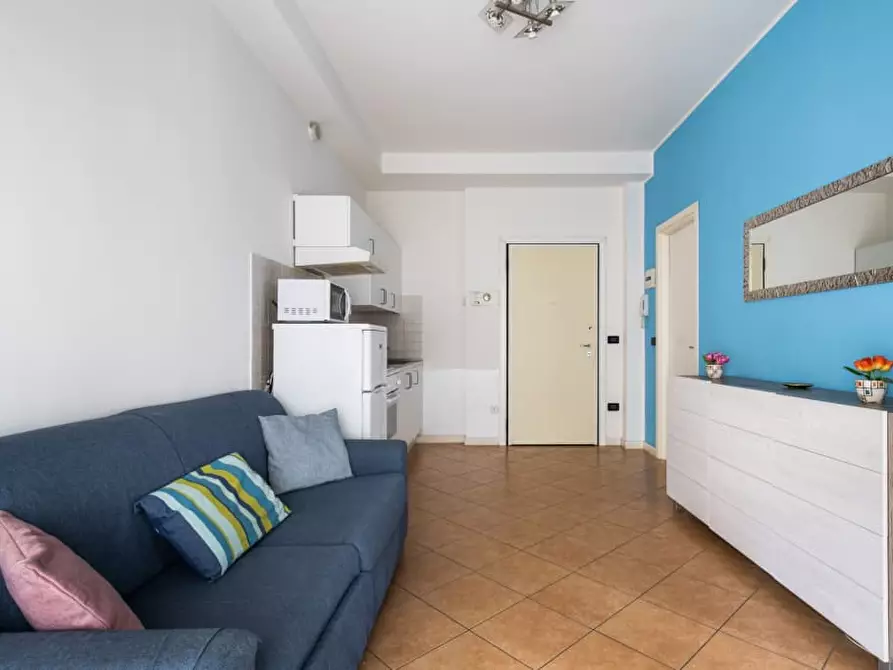 Immagine 2 di Appartamento in affitto  a Bologna