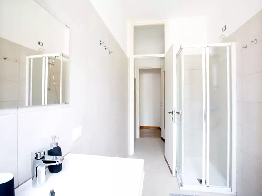 Immagine 18 di Stanza singola in affitto  a Milano