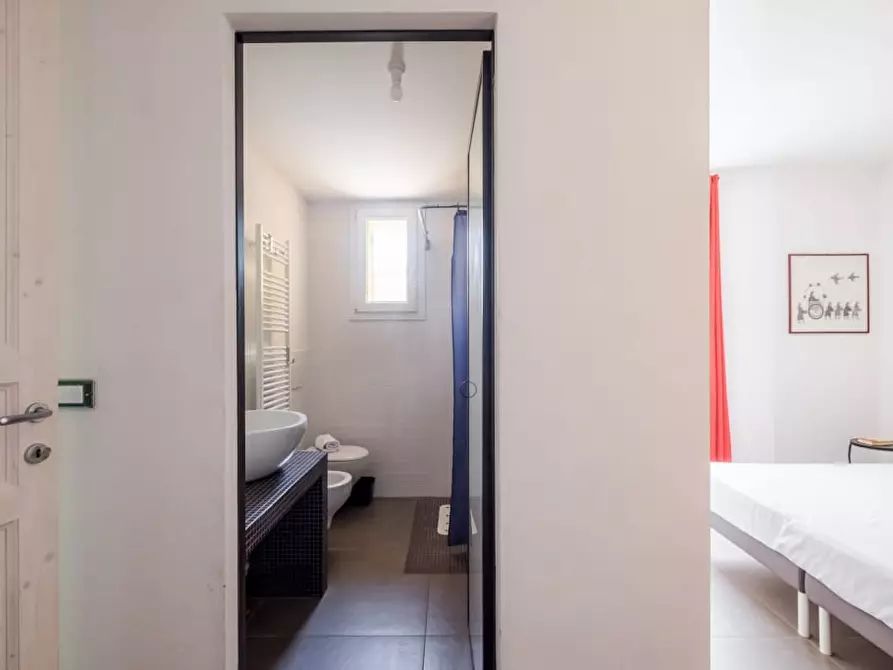 Immagine 11 di Appartamento in affitto  a Bologna