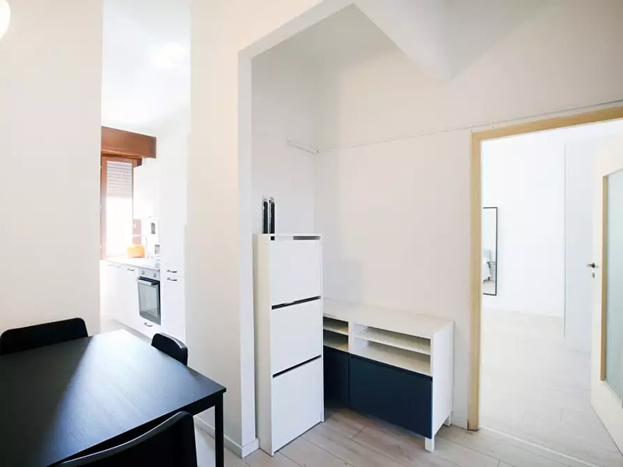 Immagine 13 di Stanza singola in affitto  a Modena