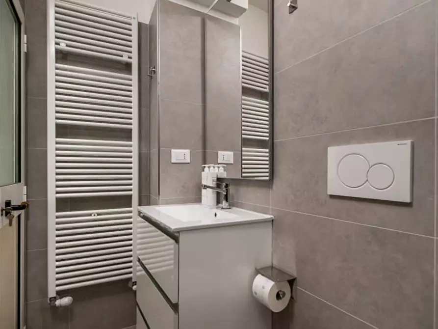 Immagine 9 di Appartamento in affitto  a Bologna