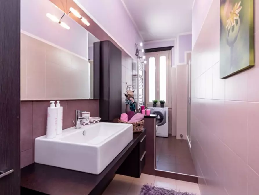 Immagine 12 di Appartamento in affitto  a Torino