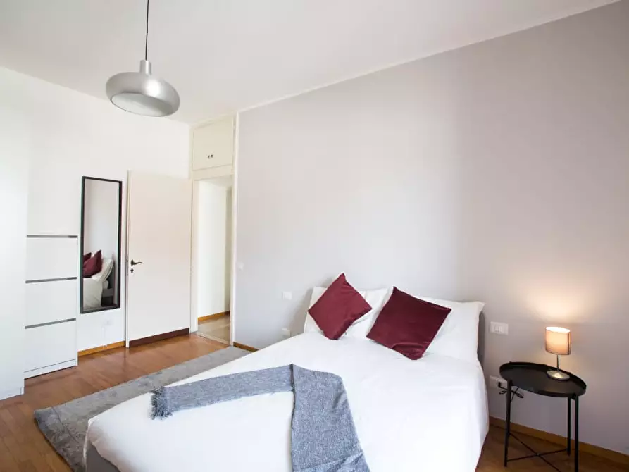 Immagine 4 di Stanza singola in affitto  a Milano