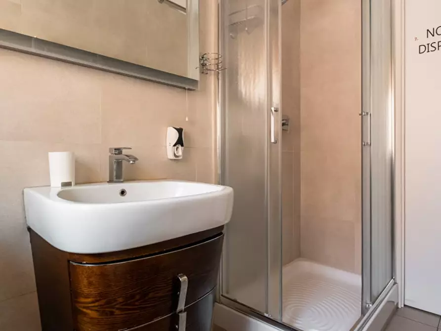 Immagine 10 di Appartamento in affitto  a Bologna