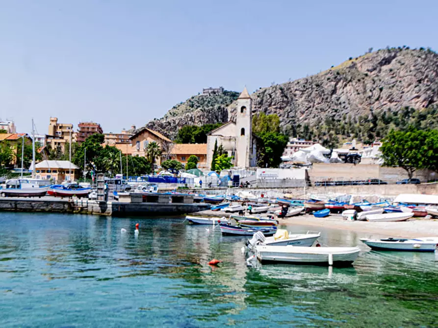 Immagine 22 di Appartamento in affitto  a Palermo