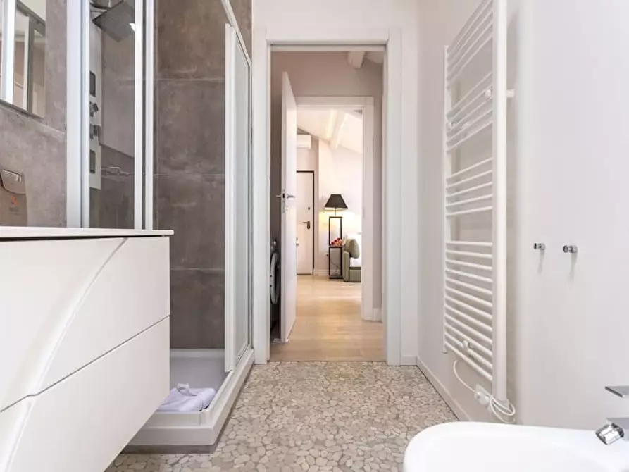 Immagine 16 di Appartamento in affitto  a Milano