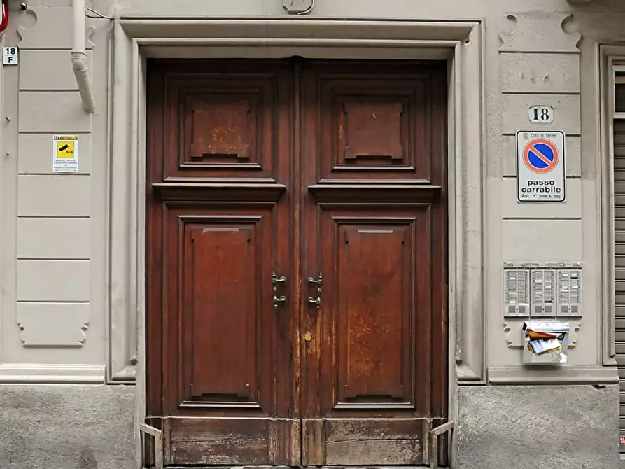 Immagine 18 di Appartamento in affitto  a Torino