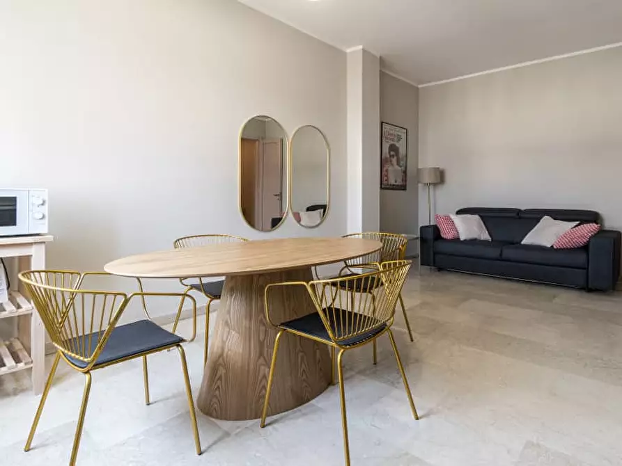 Immagine 2 di Appartamento in affitto  a Bologna