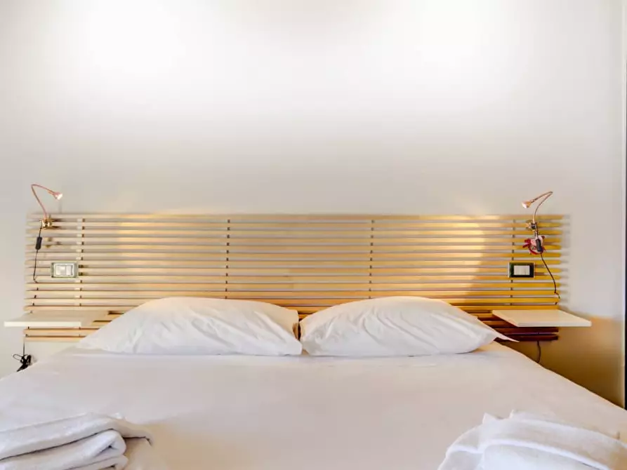 Immagine 6 di Appartamento in affitto  a Bologna