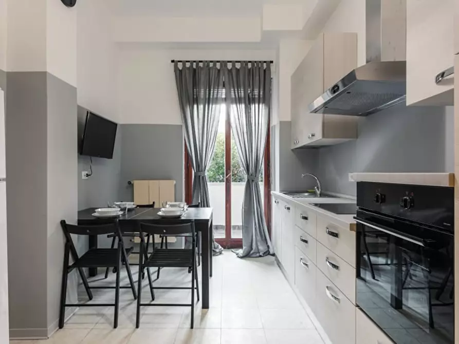 Immagine 8 di Stanza singola in affitto  a Milano