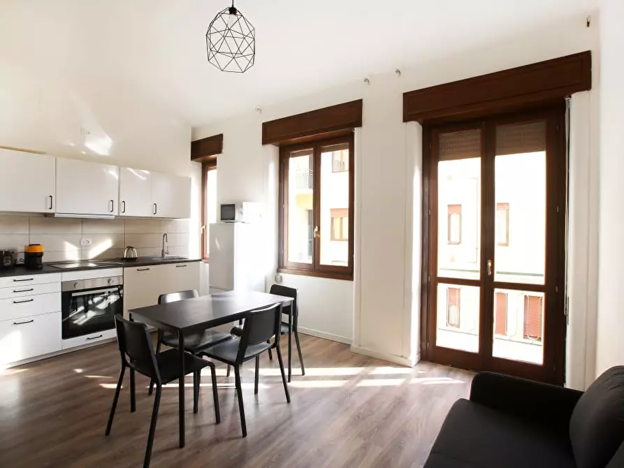 Immagine 11 di Stanza singola in affitto  a Modena