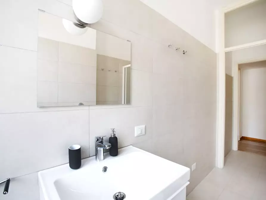 Immagine 17 di Stanza singola in affitto  a Milano