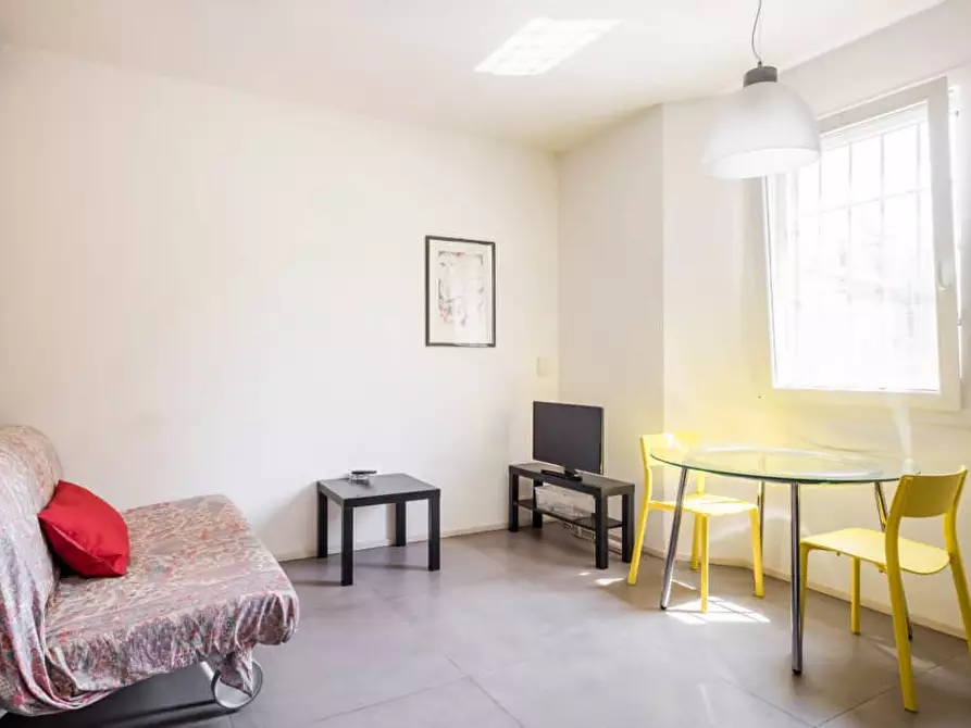 Immagine 4 di Appartamento in affitto  a Bologna