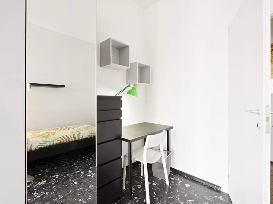 Immagine 4 di Stanza singola in affitto  a Milano