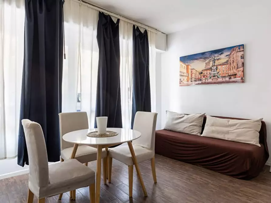 Immagine 2 di Appartamento in affitto  a Bologna