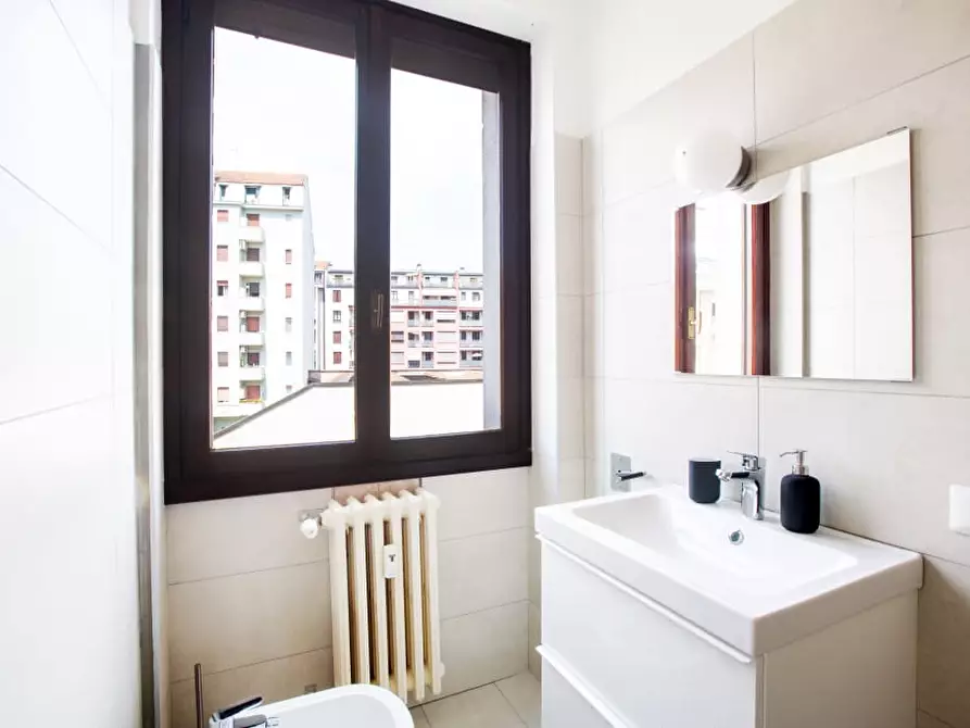 Immagine 16 di Stanza singola in affitto  a Milano