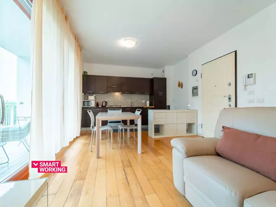 Immagine 3 di Appartamento in affitto  a Como