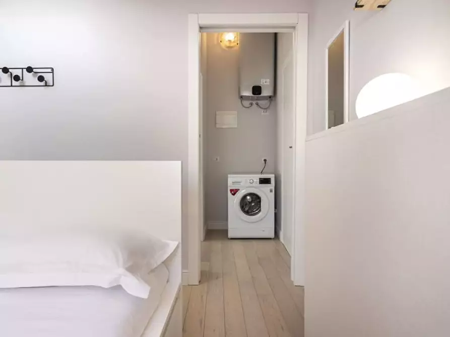 Immagine 14 di Appartamento in affitto  a Milano