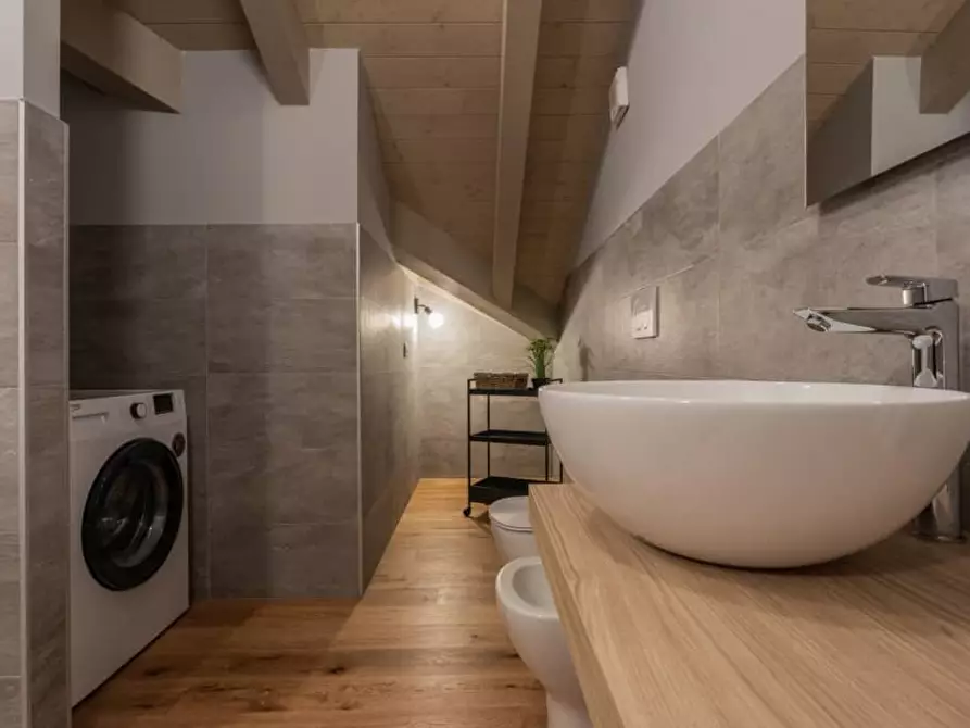 Immagine 17 di Appartamento in affitto  a Torino