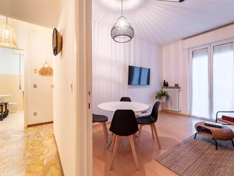 Immagine 5 di Appartamento in affitto  a Como